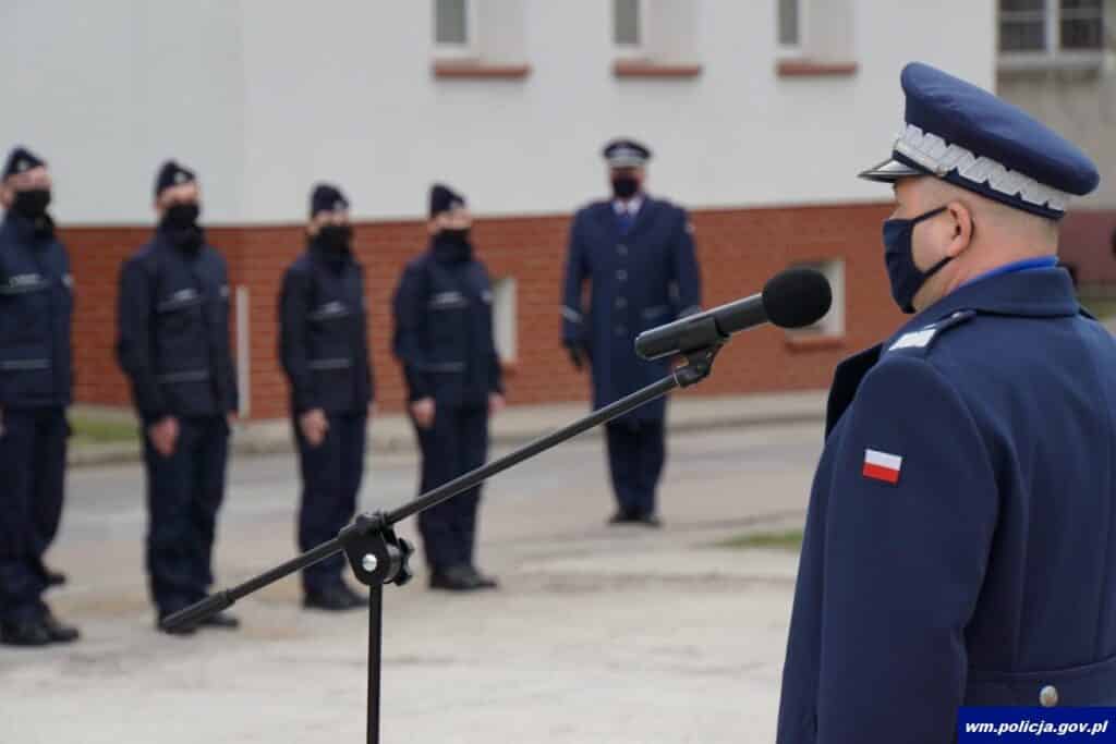 Ślubowanie ponad stu nowych policjantów Wiadomości, Olsztyn