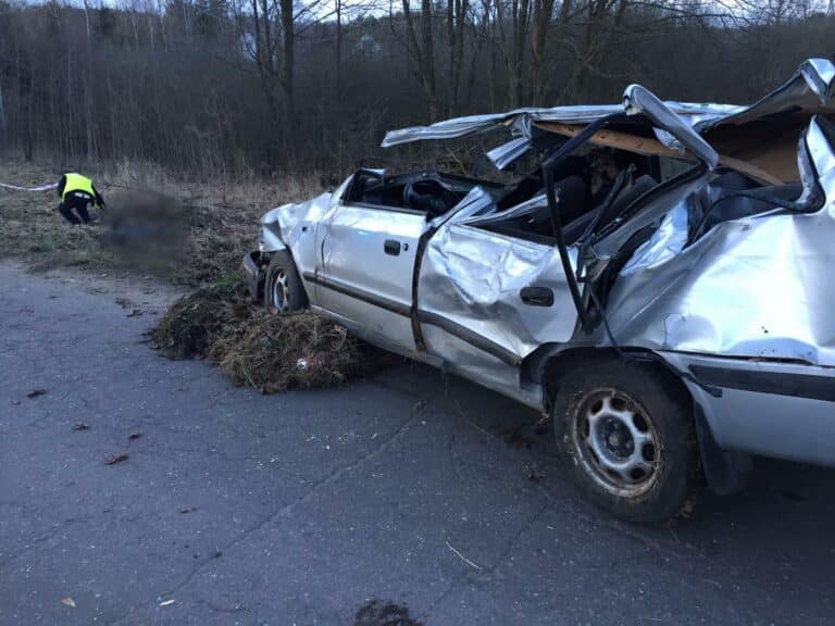 18-letnia dziewczyna i 16-letni chłopak zginęli w wypadku