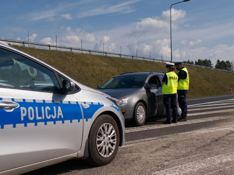 Kolejni piraci drogowi złapani z pomocą drona