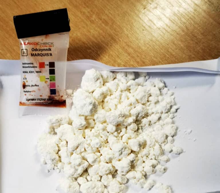 25-latek został zatrzymany w trakcie kontroli. Usłyszał zarzut posiadania narkotyków