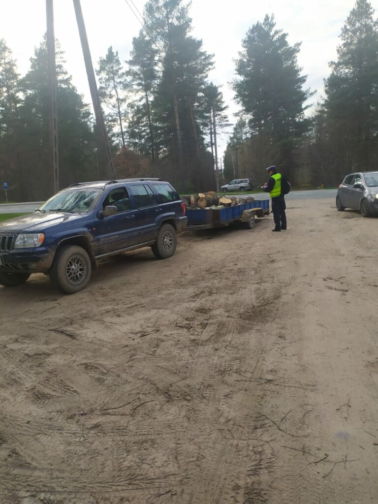 Zderzenie dwóch Jeepów. Jedna osoba w szpitalu wypadek Wiadomości, Lidzbark Warmiński