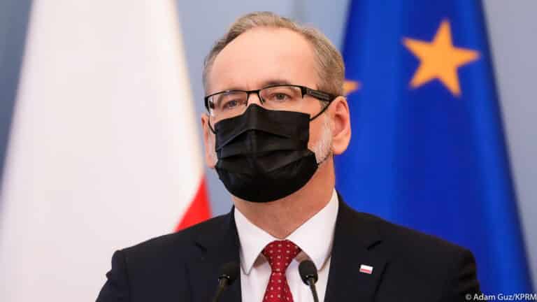 Będą regionalizować znoszenie obostrzeń? Minister Zdrowia ujawnia