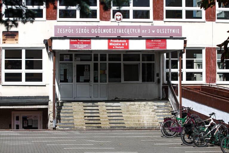 Od dziś nauka hybrydowa uczniów klas I-III szkół podstawowych