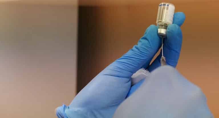 Badanie: „Prawie 60 procent Polaków nie chce się szczepić przeciwko grypie”