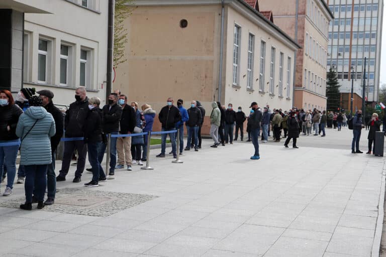 Olsztyn. W mobilnym punkcie zaszczepiono tysiące osób