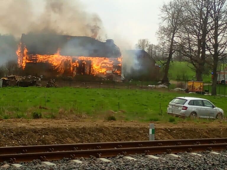 Ogromny pożar. Budynek spłonął doszczętnie