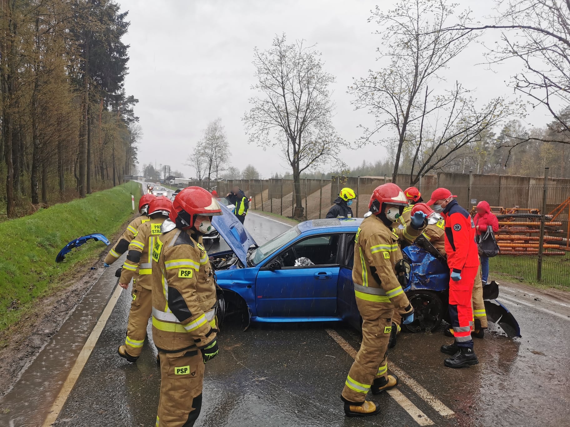 Roztrzaskał Subaru na DK 16 wypadek Olsztyn, Wiadomości, zShowcase