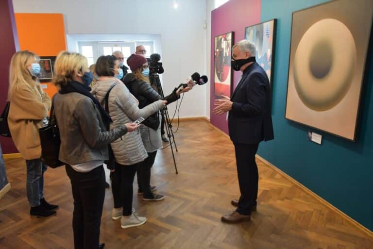 Otwarto wystawę prac olsztyńskich artystów tworzących po 1945 roku