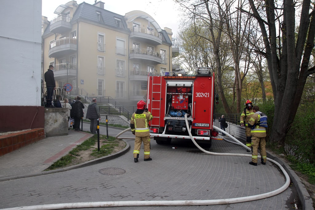 Pożar w bloku przy ul. Grunwaldzkiej pożar Wiadomości, Olsztyn, Wideo