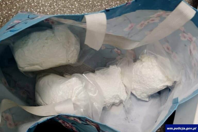 Para przewoziła blisko 2kg amfetaminy