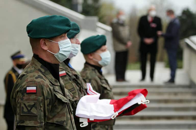 Dzień Flagi RP z udziałem Wojewody Warmińsko-Mazurskiego