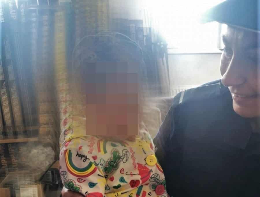 1,5 roczna Marysia uciekła ze żłobka. Rodzice skontaktowali się z policją aby coś oświadczyć dzieci Wiadomości, Olsztyn