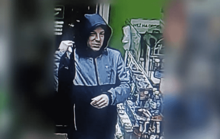 Olsztyńska policja chce porozmawiać z tym wesołkiem. To się wydarzyło na Zatorzu