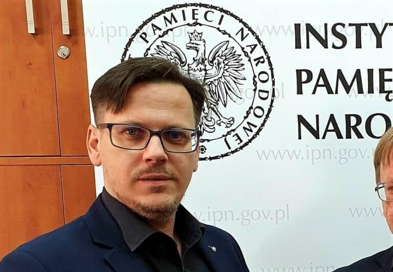 OKO.Press atakuje naczelnika olsztyńskiego IPN-u