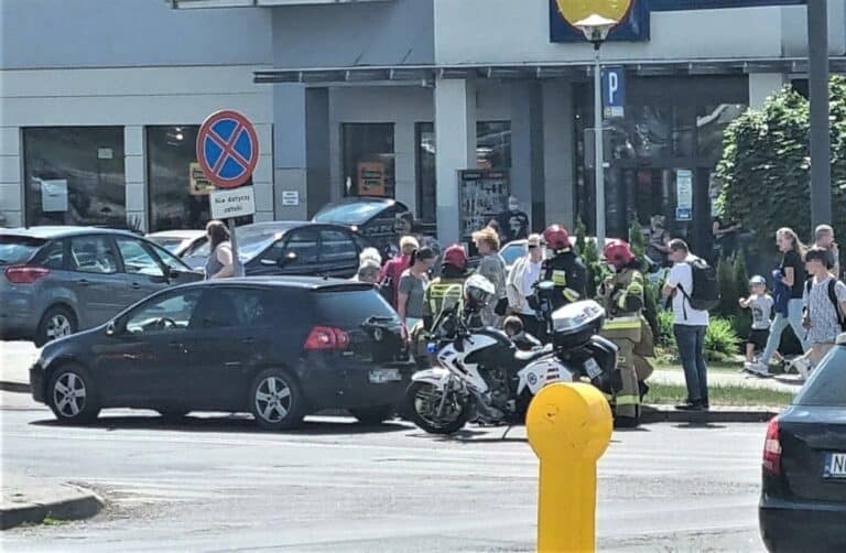 Młoda dziewczyna potrącona na Jarotach