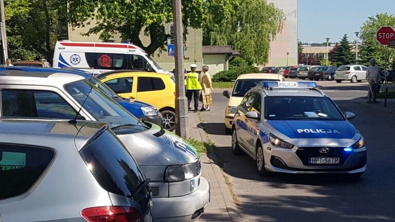 84-latka potrąciła 83-latkę przechodzącą przez jezdnię