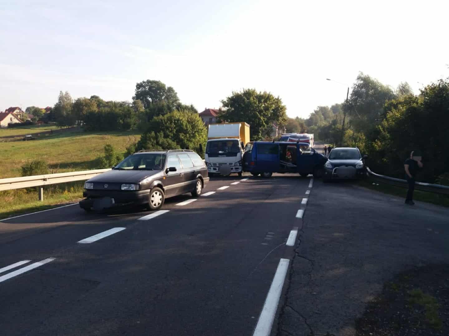 Bus zderzył się z kilkoma autami wypadek Olsztyn, Wiadomości