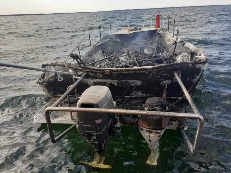 Mazury. Sternik łodzi, która spłonęła na Śniardwach, był nietrzeźwy