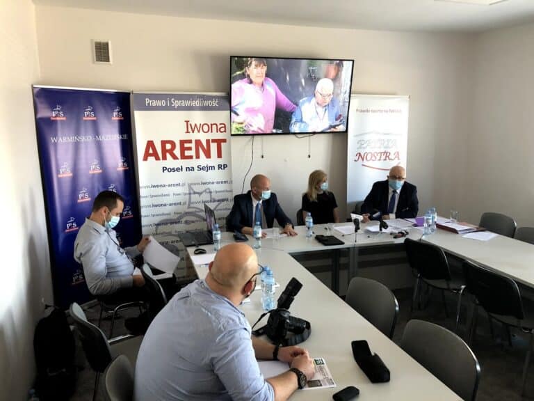 Posłanka PiS Iwona Arent: drobni rolnicy są ofiarami lichwiarskich firm pożyczkowych