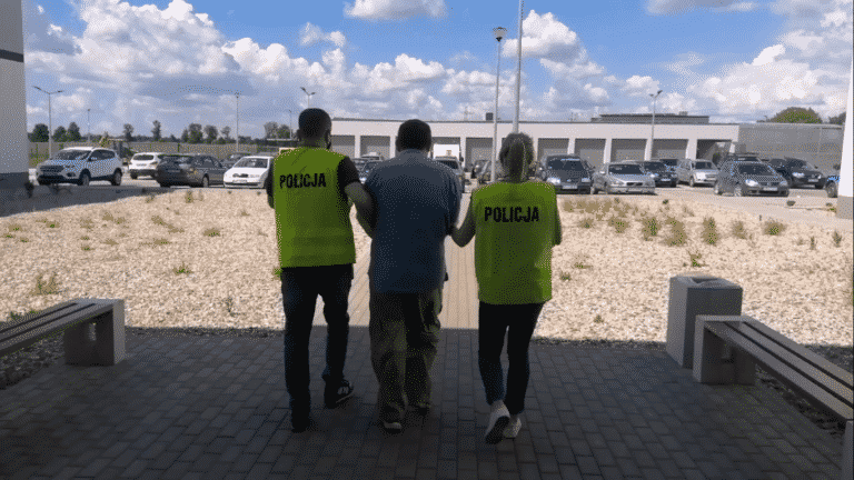 Dzielna sąsiadka powstrzymała włamywacza, mimo że ją uderzyło