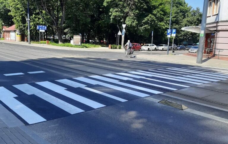 Piesi z Olsztyna będą mieli okazję przejść przez ulicę po &bdquo;fortepianie&rdquo;