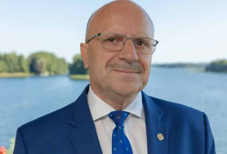 Wójt Sorkwit do mieszkańców: stan szczepień w gminie jest na żenująco niskim poziomie