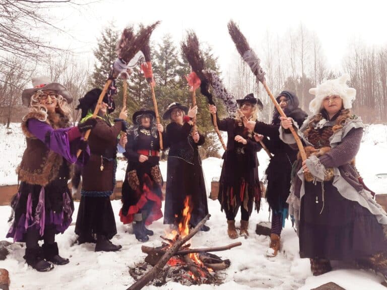 Wiedźmuchy oskarżone o okultyzm przez środowiska katolickie. Jest decyzja radnych