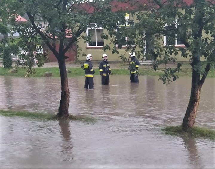 Prawie 300 interwencji strażackich po nawałnicach pogoda Olsztyn, Wiadomości