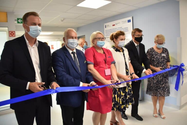 W Szpitalu Dziecięcym w Olsztynie otwarto nowoczesny oddział onkologii i hematologii dziecięcej