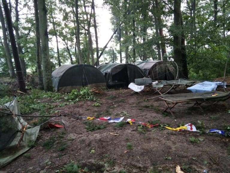 Ewakuowani harcerze nie powrócą do obozu