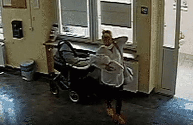 Z dzieckiem na rękach chwyciła za cudzą torebkę