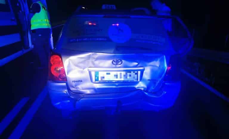 Kierowca Iveco uderzył w Toyotę. 54-latek trafił do szpitala