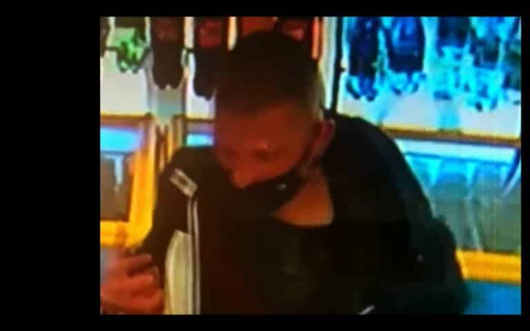 Policja szuka tego łobuza