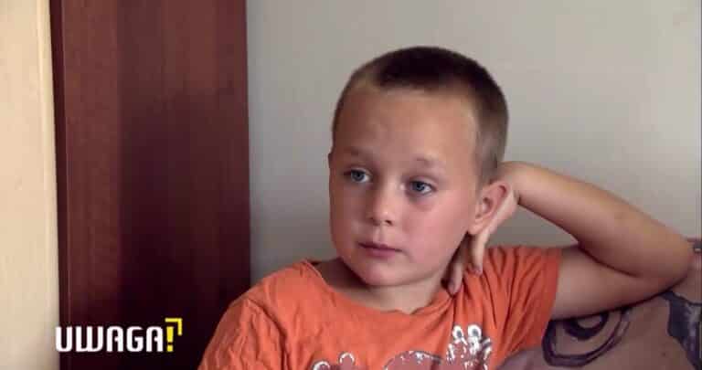 Dzieci musiały spać z robakami i klęczeć na szyszkach. Tak wyglądały kolonie opłacone przez kuratora oświaty