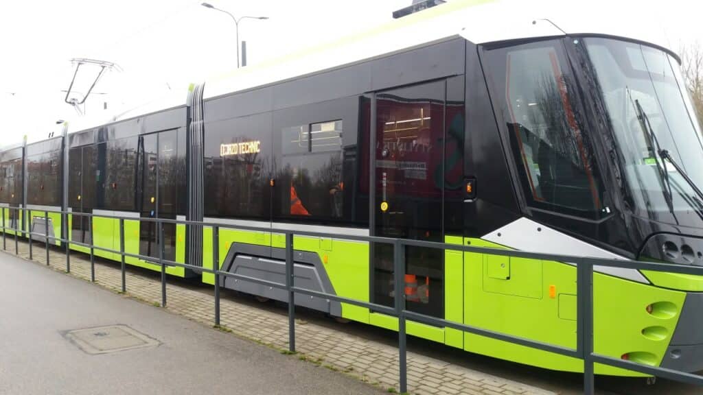 Turecki tramwaj został uszkodzony. Doszło do kolizji tramwaje Wiadomości, Olsztyn