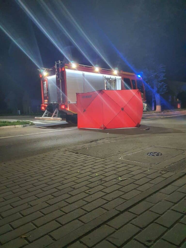 Auto terenowe potrąciło leżącego na ulicy mężczyznę wypadek Wiadomości, Kętrzyn, zPAP
