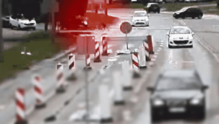 26-letni rowerzysta wjechał wprost pod koła Toyoty