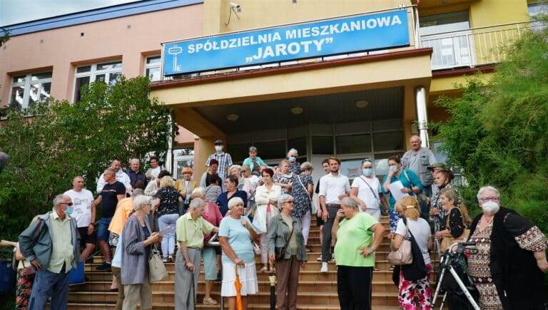 Bunt mieszkańców osiedla Nagórki i Jaroty. Chcą „pogonić” Zarząd spółdzielni za podwyżki