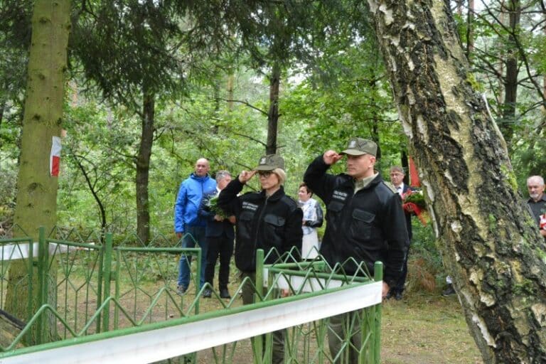 Oddali hołd funkcjonariuszom Straży Granicznej, którzy polegli broniąc polskich granic