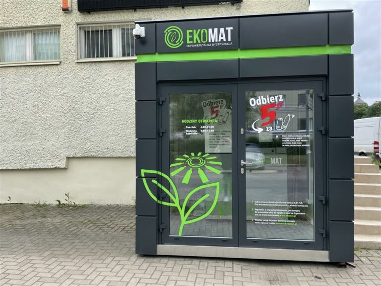 Trend z Zachodu trafia do Olsztyna. Zarabiaj segregując plastikowe butelki i puszki