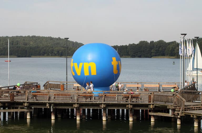 Og&oacute;lnopolski protest w obronie TVN-u i wolnych medi&oacute;w. Manifestacje także w Olsztynie