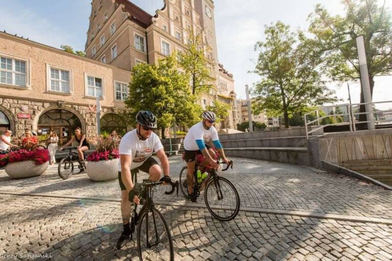 Rowerem przez całą Polskę, by uratować swoje dziecko. Wyprawa ruszyła z Olsztyna