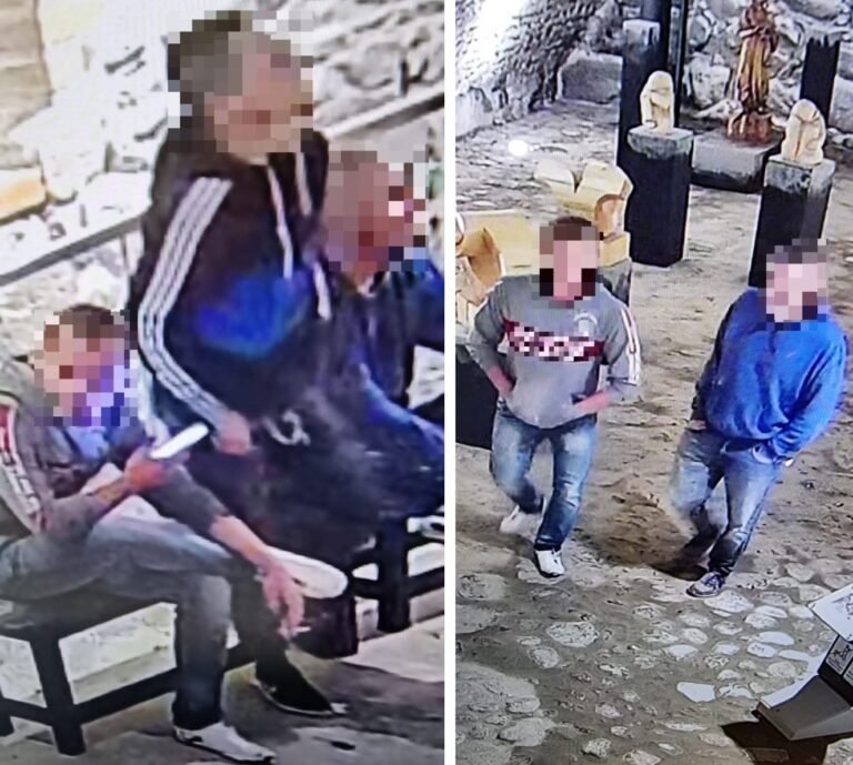 Turyści wrzucali tam złotówki na „szczęście”. Trzech rabusiów okradło Zamek Krzyżacki