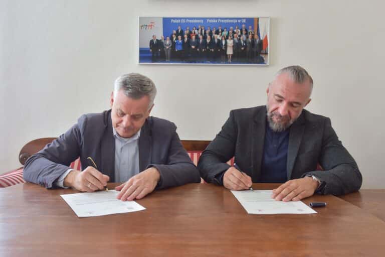 Szczątki rycerzy poległych w bitwie pod Grunwaldem zostaną przebadane przez naukowców: „Będzie można spojrzeć Krzyżakowi w oczy”