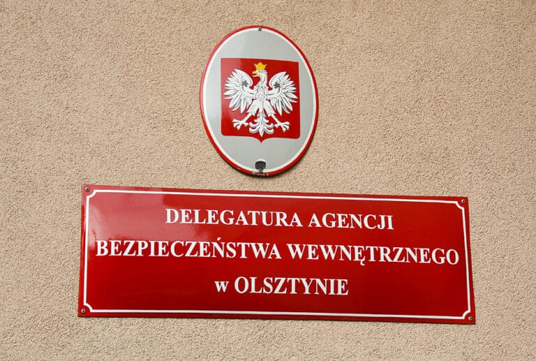 Oficerowie ABW z Olsztyna oskarżają szefostwo o defraudację funduszy