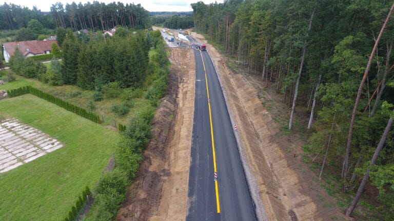 Postępują prace na zadaniach realizowanych w ramach Programu budowy 100 obwodnic na Warmii i Mazurach