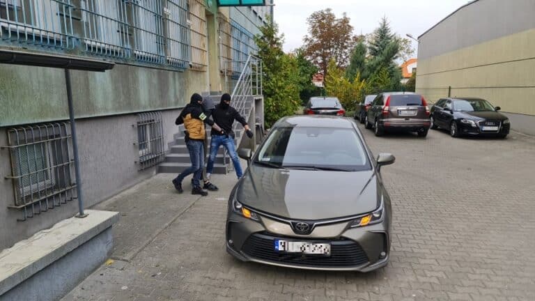 Wymiana ciosów na DK 16 zakończyła się śmiercią. 22-latkowi grozi dożywocie