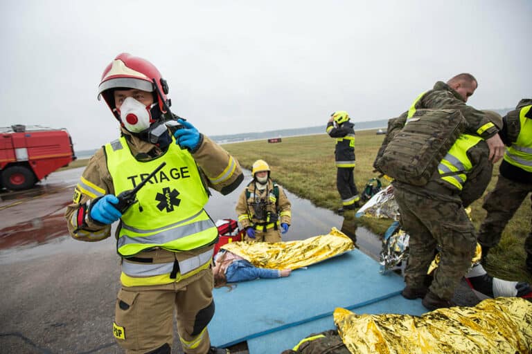 Wypadek lotniczy na lotnisku w Szymanach