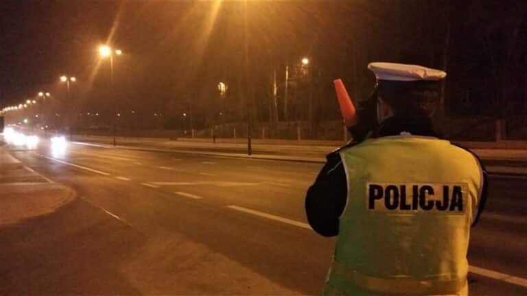 Kolejny &bdquo;szalony&rdquo; kierowca pędził przez Olsztyn. Tym razem na al. Warszawskiej