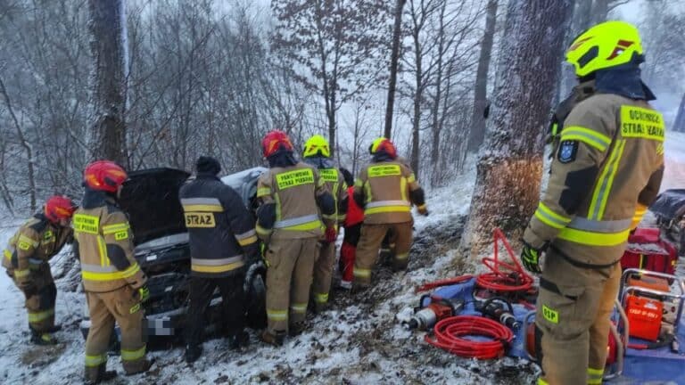 Dwa wypadki koło siebie. Kobiety i dwuletnie dziecko zostały przewiezione do szpitali